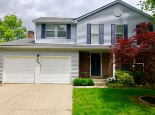 305 Alcott Rd, Saint Matthews, KY 40207