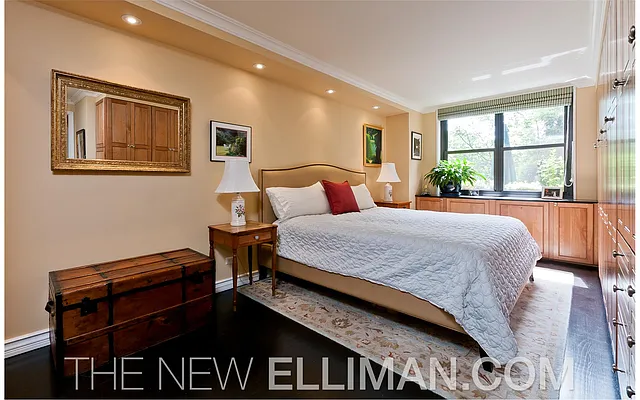 Sold by Douglas Elliman | media 13