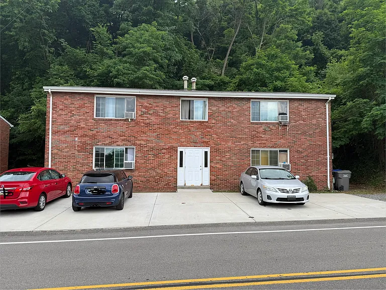 1313 Pine Hollow Rd #D — Photo 1