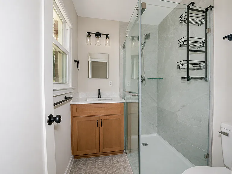 2117 Sierra Dr — Photo 28