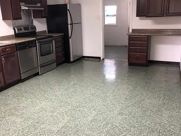 4th image of 754 Julia St