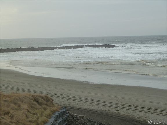 2nd image of 1377 Ocean Shores Blvd SW #503