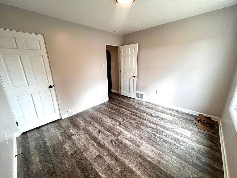 1620 Polk St — Photo 18