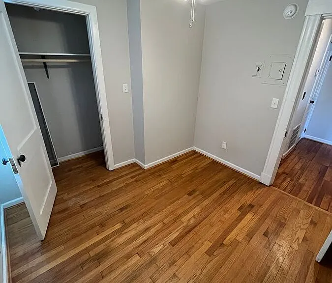 2 W Walnut St #4 — Photo 19