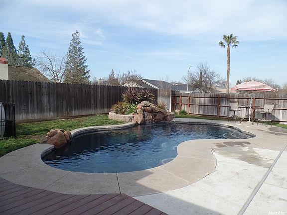 2nd image of 8180 Crafton Ct