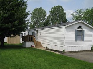 28 Cherokee Dr, McKean, PA 16426
