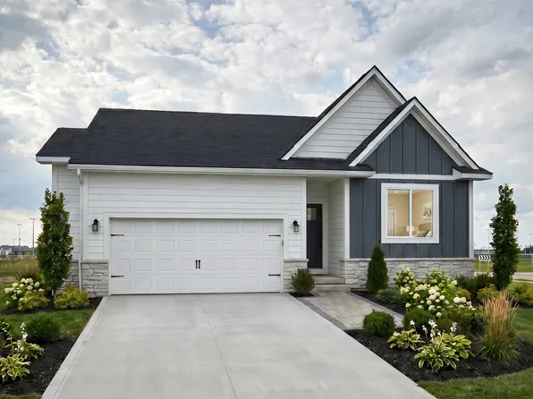 435 NW Independence Cir, Waukee, IA 50263