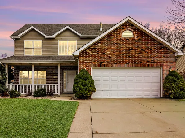 10491 Pike St, Winfield, IN 46307