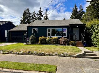 1321 N Montgomery Ave, Bremerton, WA