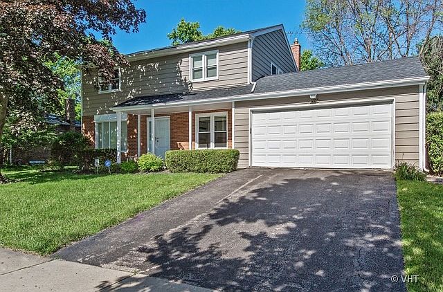 1st image of 1122 Montgomery Dr