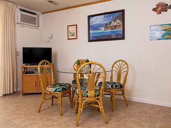 5th image of 75-5888 Alii Dr