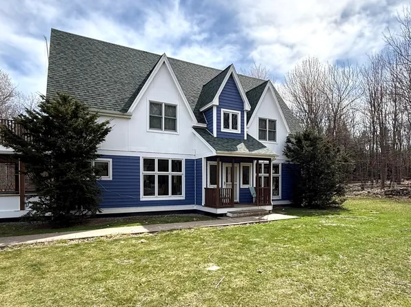 6009 Military Tpke, Ellenburg Depot, NY 12935