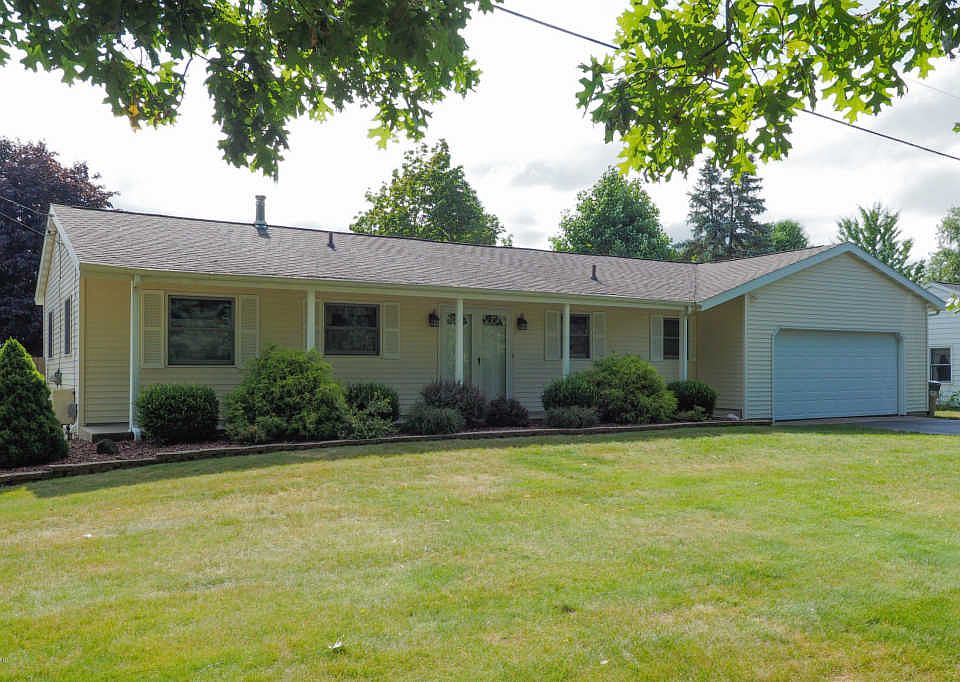1st image of 7309 S 12th St