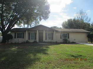 37126 Price Dr, Zephyrhills, FL 33541