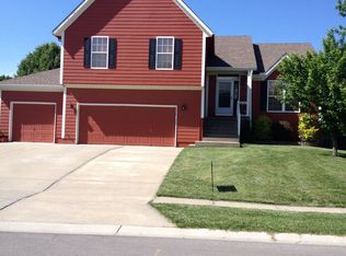 800 SE 11th St, Lees Summit, MO 64081