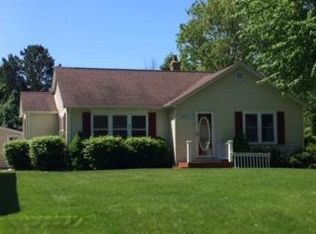 1831 Maryland Dr, Muskegon, MI 49441
