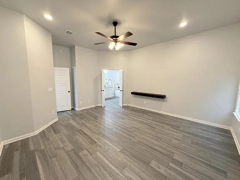 8301 Grayson Trl — Photo 24