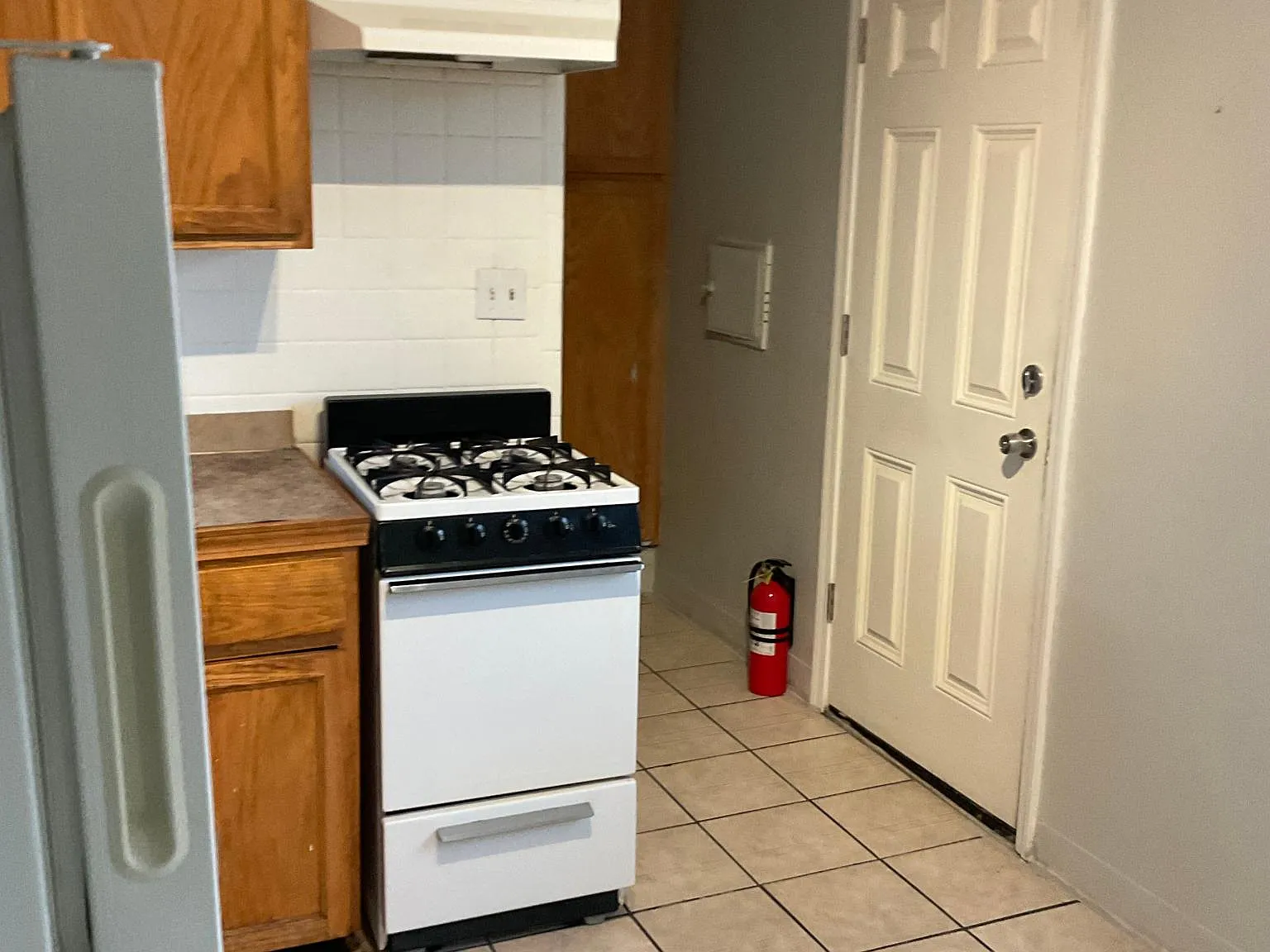 1 bed, 550 sqft, $1,050 — Photo 2