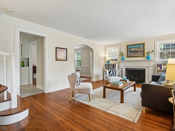 2nd image of 173 Parker Ave