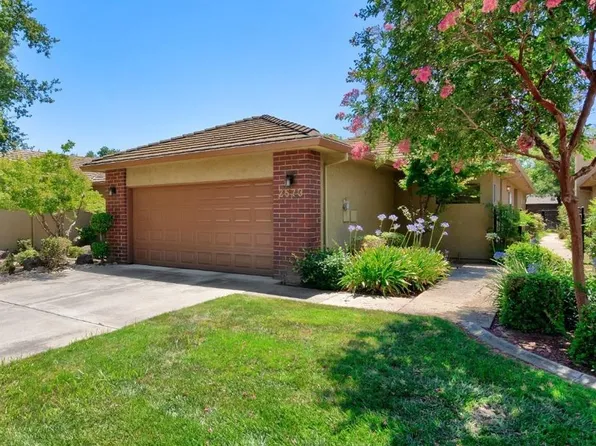 2573 Central Park Dr, Lodi, CA 95242