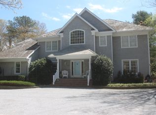 16 Owls Nest Ln, East Hampton, NY 11937