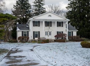 35464 E Lyman Rd, Farmington Hills, MI 48331