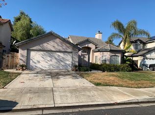 612 Hanson Ave, Clovis, CA 93611