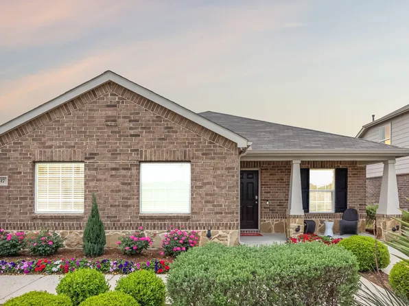 817 Shire Ave, Haslet, TX 76052