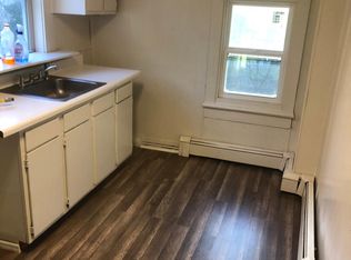 18 Old North Plank Rd APT 4, Newburgh, NY 12550