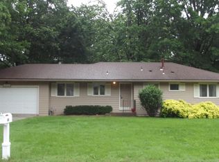 620 SW Crest Dr, Topeka, KS 66606