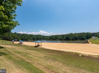 12448 Catalina Dr, Lusby, MD 20657