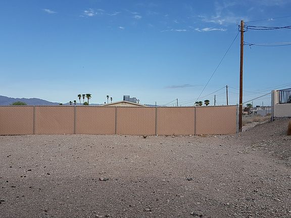 2nd image of 2665 San Juan Dr