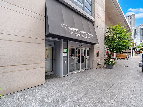 2nd image of 188 Cumberland St #1806