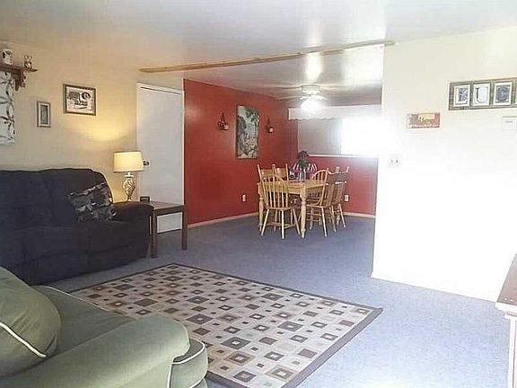 4th image of 644 Ann Pl