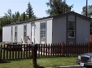 243 SE 5th St, Redmond, OR 97756