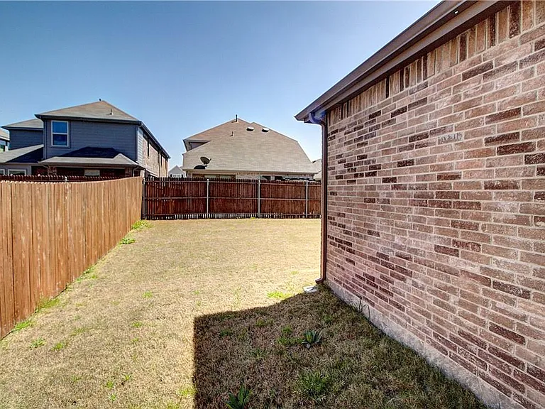 1968 Marble Ln — Photo 10