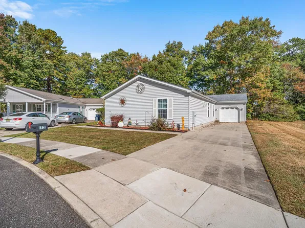172 Turnberry Ct, Mays Landing, NJ 08330