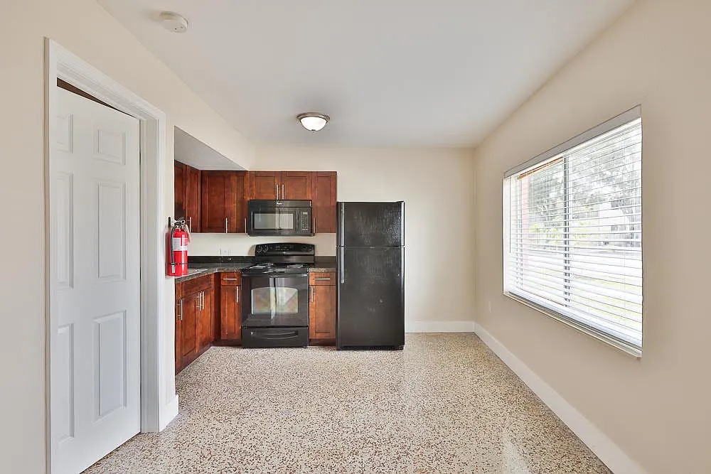 1 bed, 380 sqft, $1,450 — Photo 2