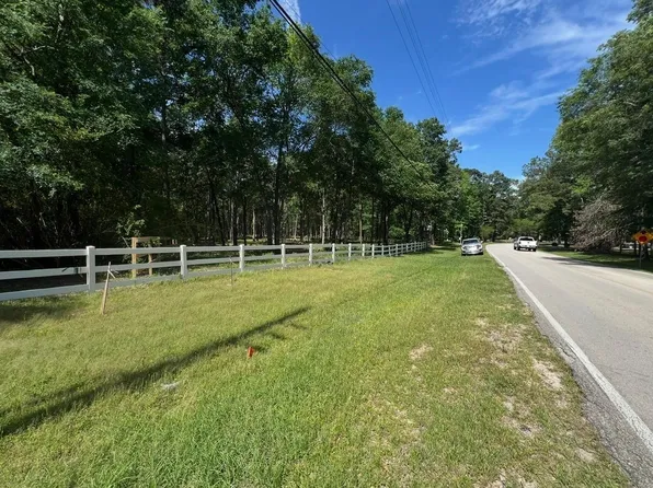 11313 Lake Forest Dr, Conroe, TX 77384