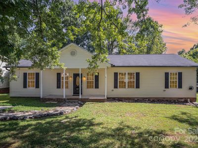 308 E Louisiana Ave, Bessemer City, NC, 28016