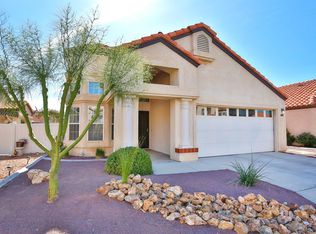 11543 Winifred Dr, Apple Valley, CA 92308