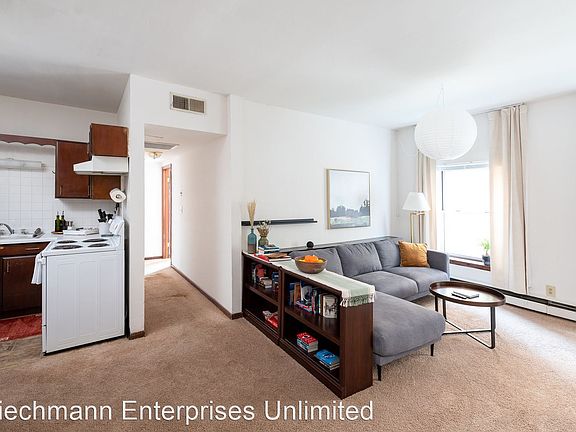 2nd image of 2520 N Stowell Ave #7068806