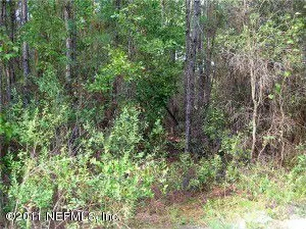 150 E Satsuma St, Palatka, FL 32177