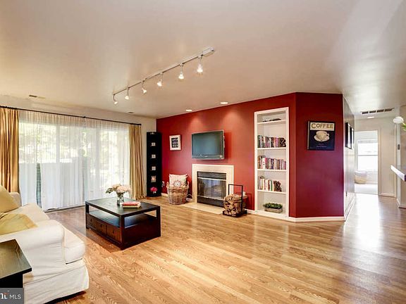 2nd image of 7703 Lafayette Forest Dr APT 11