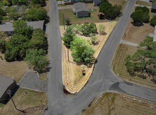 3030 Brazos River Dr, Granbury, TX 76048