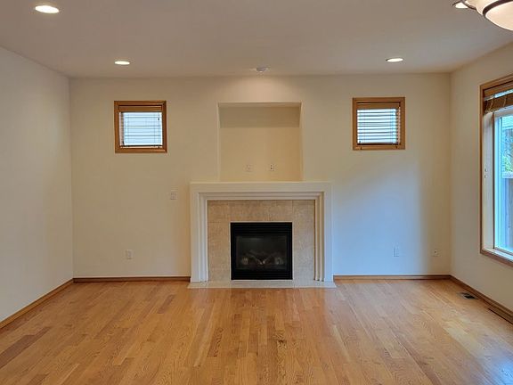 Living room with gas fireplace