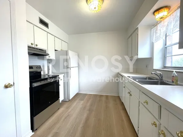 1130 Rue Des Chateaux Unit 2A, South Pasadena, FL 33707