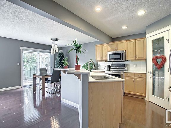 5th image of 2170 Haddow Dr NW
