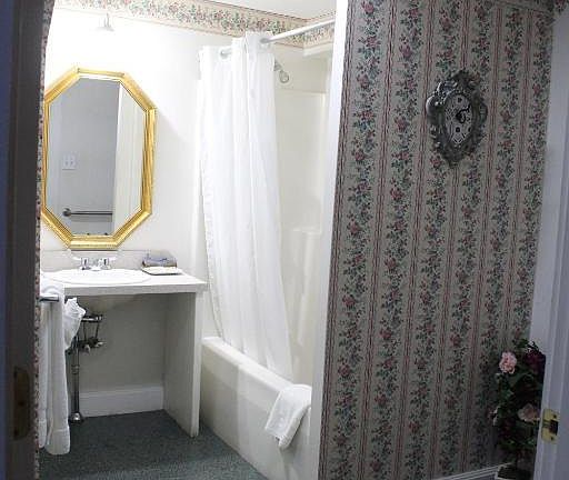 3rd image of 6 Portland Ave #17