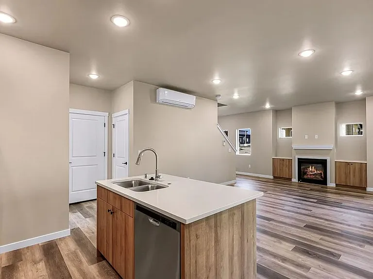 2855 Sandwood Ln — Photo 4